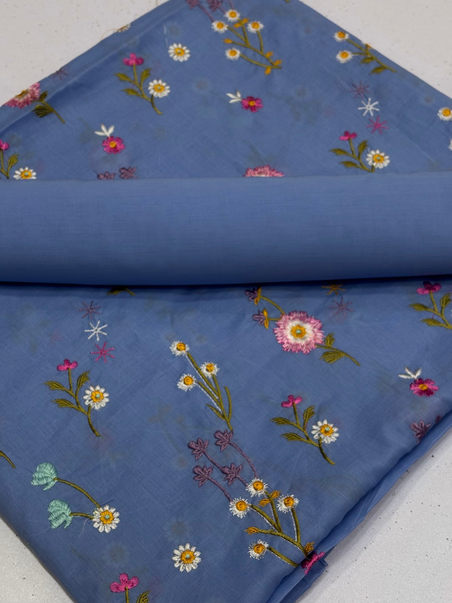2pcs Lawn Embroidery