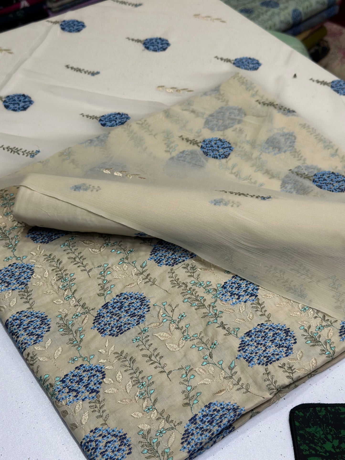 Bareeze Embroidered 3PC Lawn K27 | Premium Lawn Collection