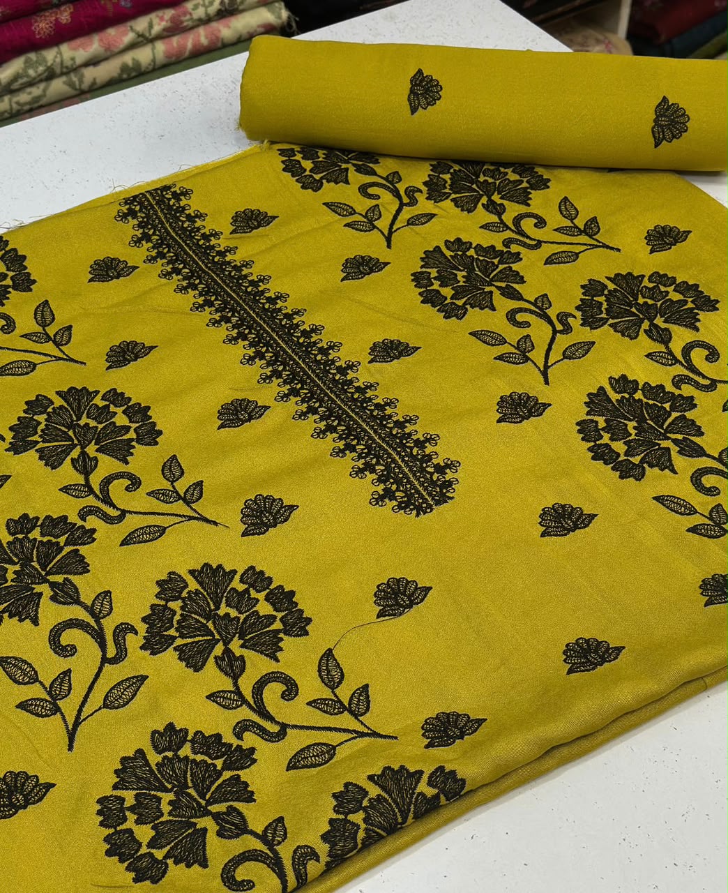 Bareeze Embroidered 2PC Lawn Suit KWP3 | Premium Winter Collection