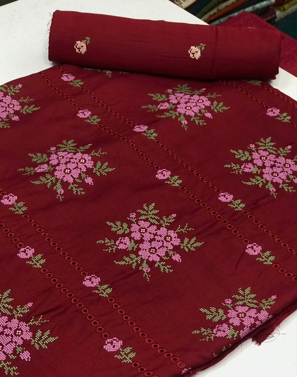 Bareeze Embroidered 2PC Lawn Suit KWP4| Premium Winter Collection