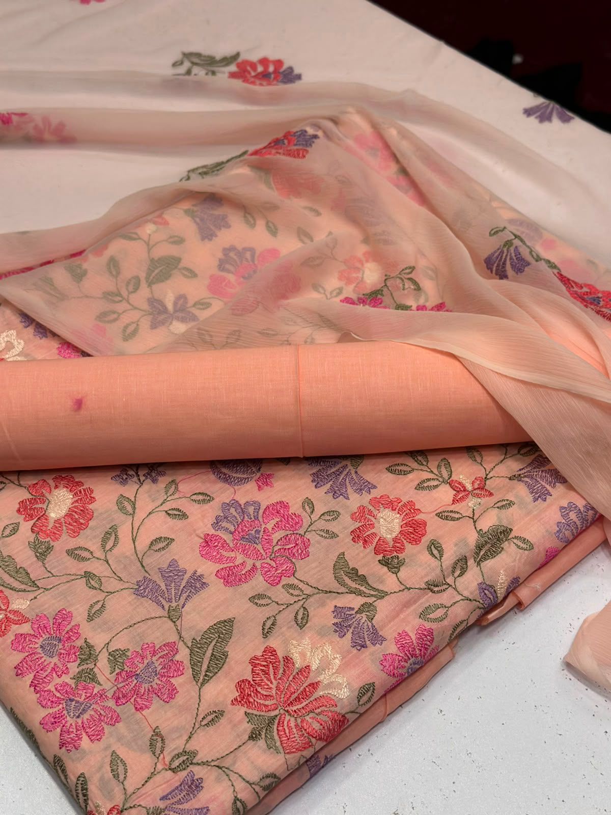 Bareeze Embroidered Chiffon 3PC Suit K05 | Premium Lawn Collection