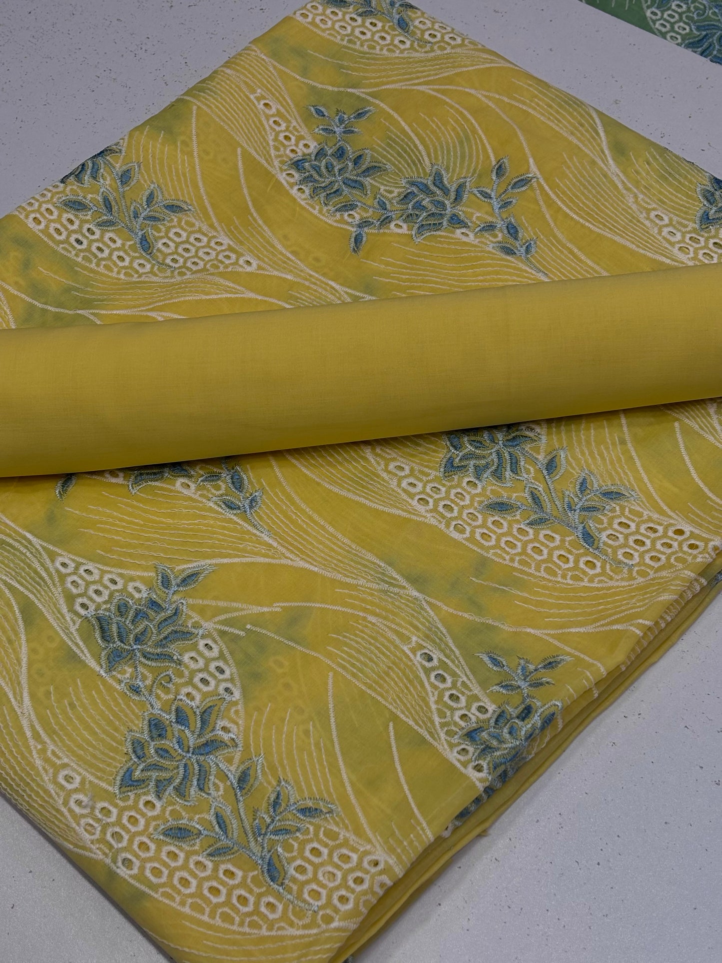 2pcs Lawn Embroidery